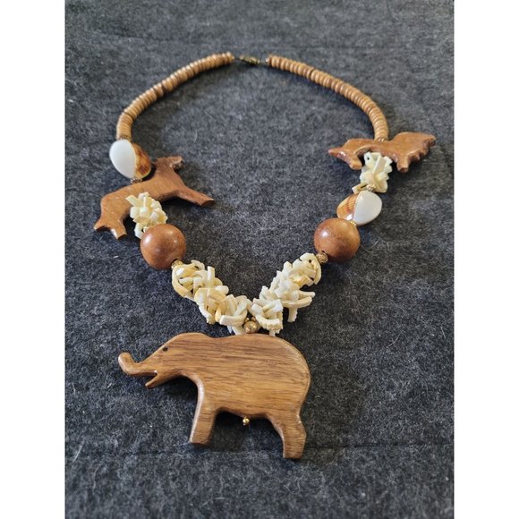 Vintage Carved Animal Wooden Beaded Statement Necklace - Picture 3 of 3